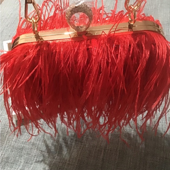 From a boutique Handbags - GORGEOUS GORGEOUS Red Ostrich Feather evening bag.Brand New See All Pics.🌹🍄🌹
